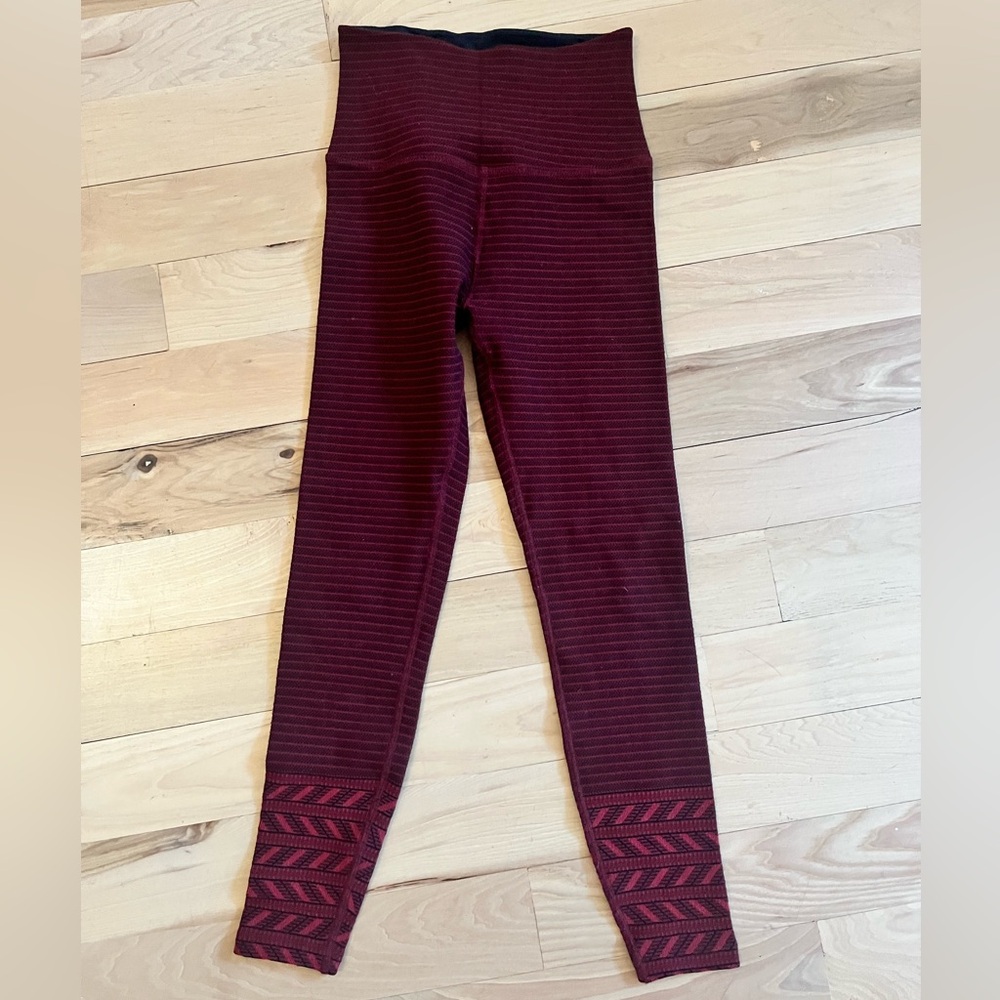 Beyond Yoga High Waisted Leggings Red Striped Size S